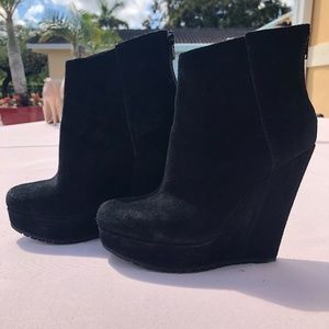 black wedge ankle boot